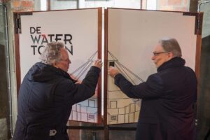 Watertoren Aalsmeer - Onthulling Voorlichtingsmodel - Onthulling Dick Kuin en Willem Kikkert 2