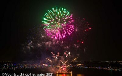Archief 3 Vuur en Licht op het water